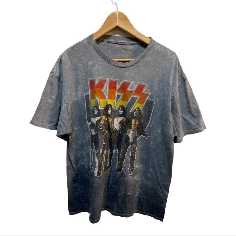 Kiss 2013 band tee rock t-shirt. Tie dye shirt lovegun no tag size L!